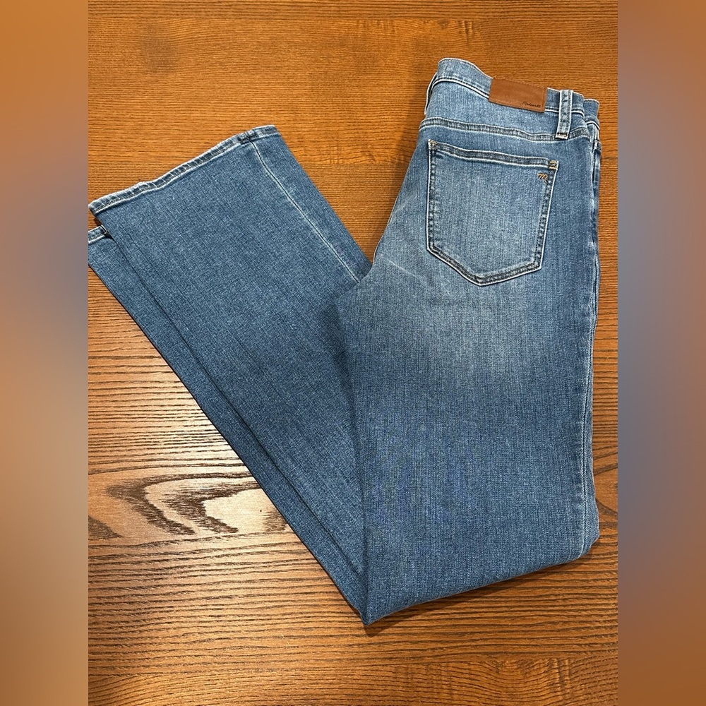 Madewell Flare Jeans “Roadtripper Flare” sz 29